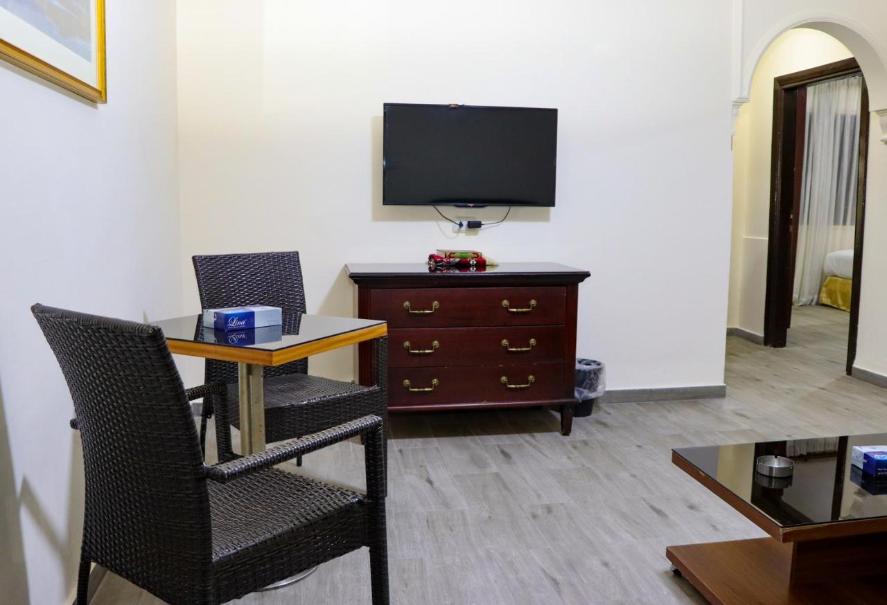 Al Jamal Suites Buitenkant foto