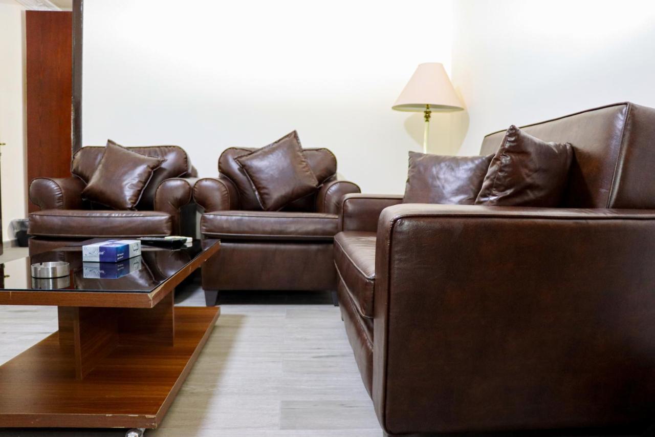 Al Jamal Suites Buitenkant foto