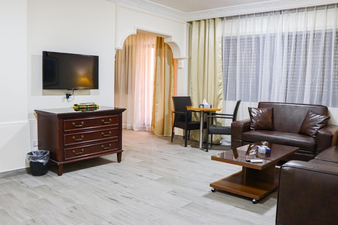 Al Jamal Suites Buitenkant foto