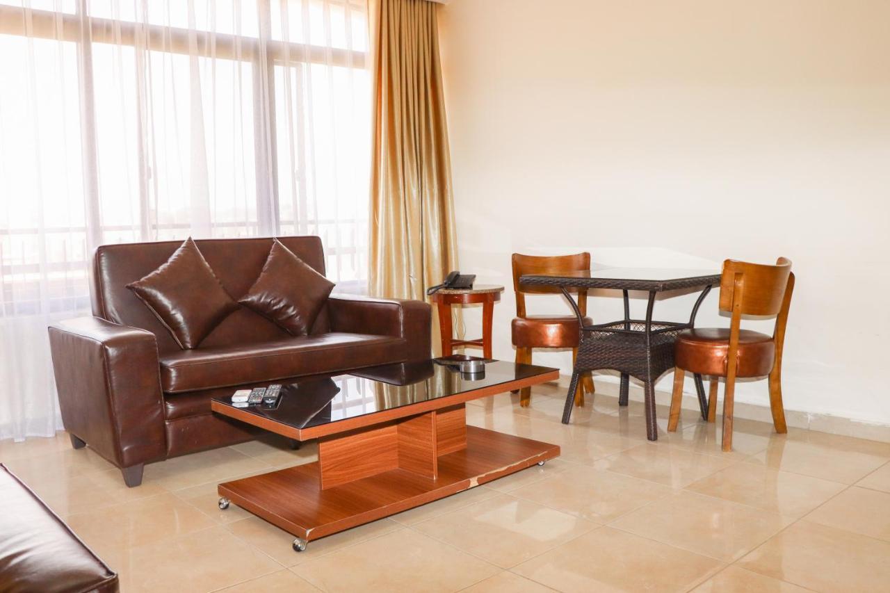 Al Jamal Suites Buitenkant foto