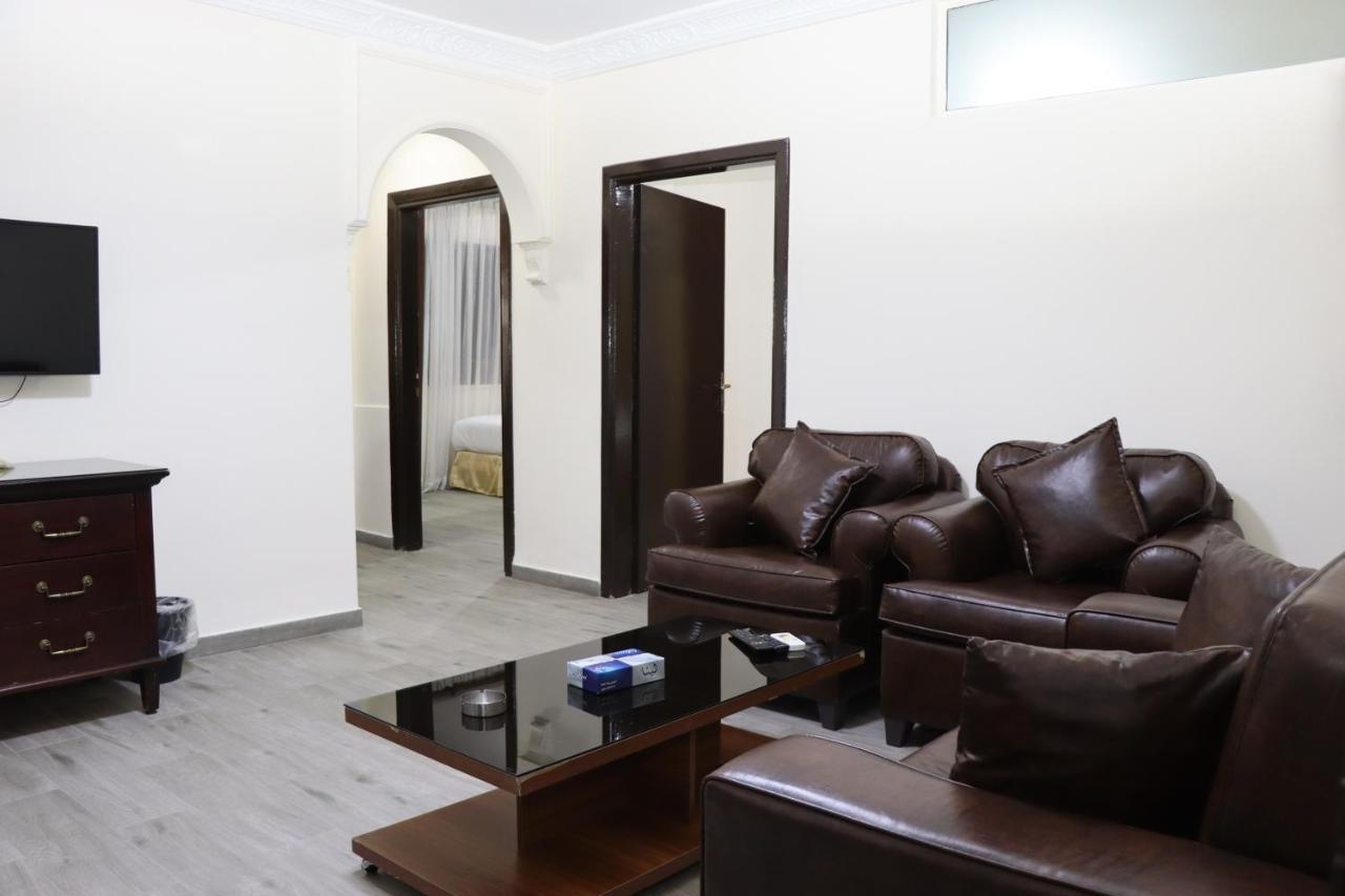 Al Jamal Suites Buitenkant foto